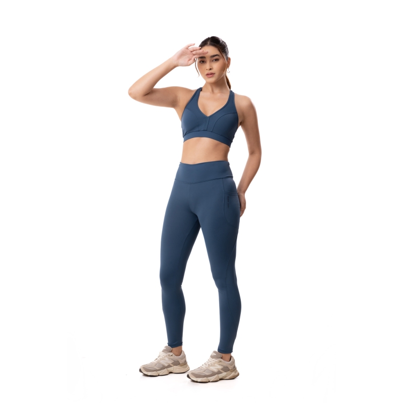 Legging com Recorte